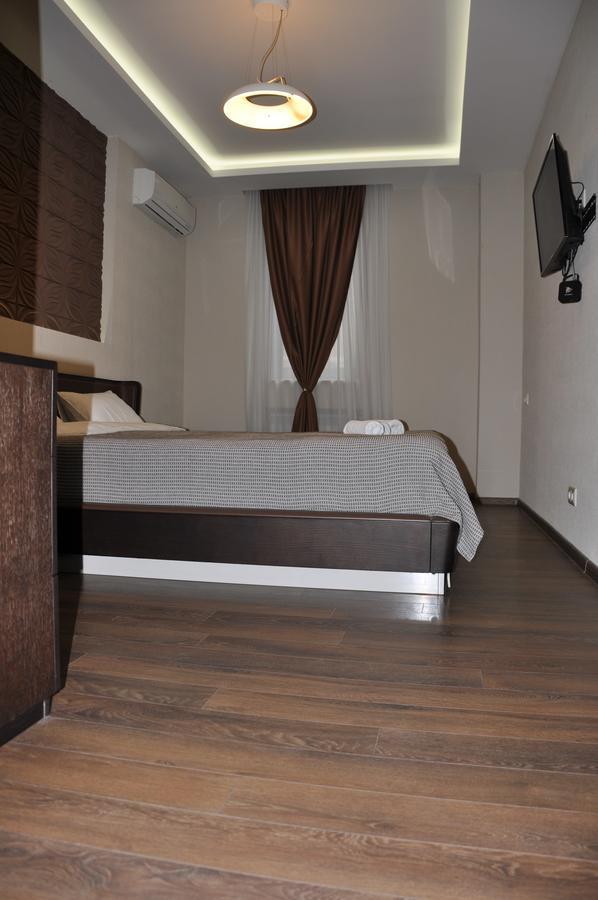 All Seasons Hotel On Freedom Square Tbilisi Exterior foto