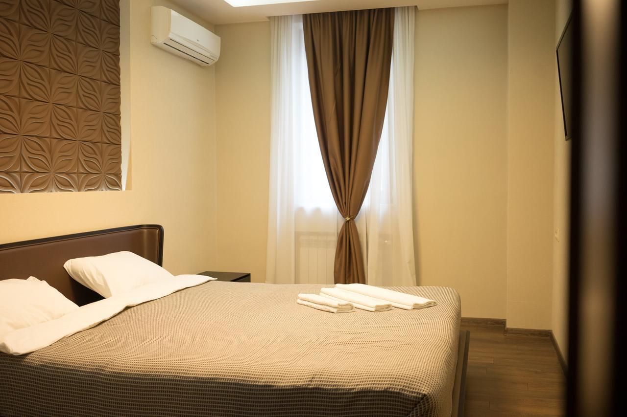 All Seasons Hotel On Freedom Square Tbilisi Exterior foto